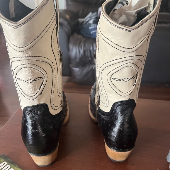 Freebird Black and Cream Heeled Boots - Picture 8 of 8